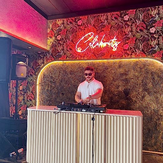 Profesyonel DJ ve Ses & Işık Kiralama Hizmetleri | Ogzsound